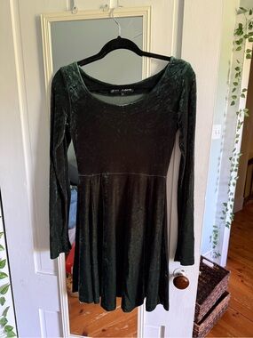 Betsey Johnson green velvet dress